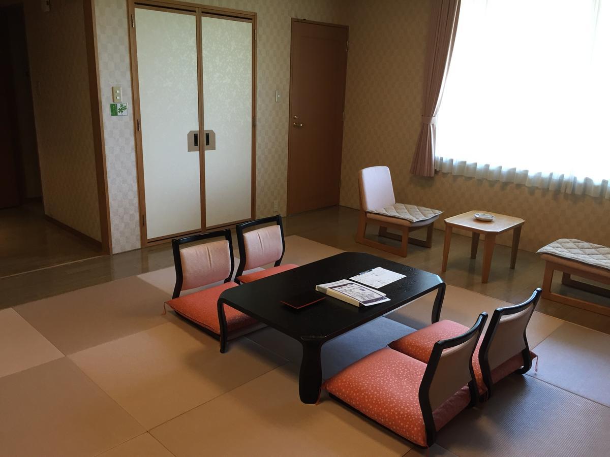 Hotel Yurinkan Bibai Bagian luar foto